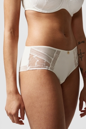 TRUE LACE 0LW MILK