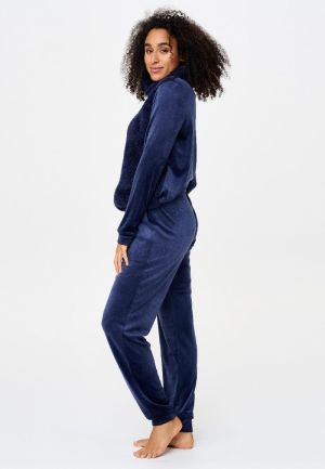 8623 389 Black iris